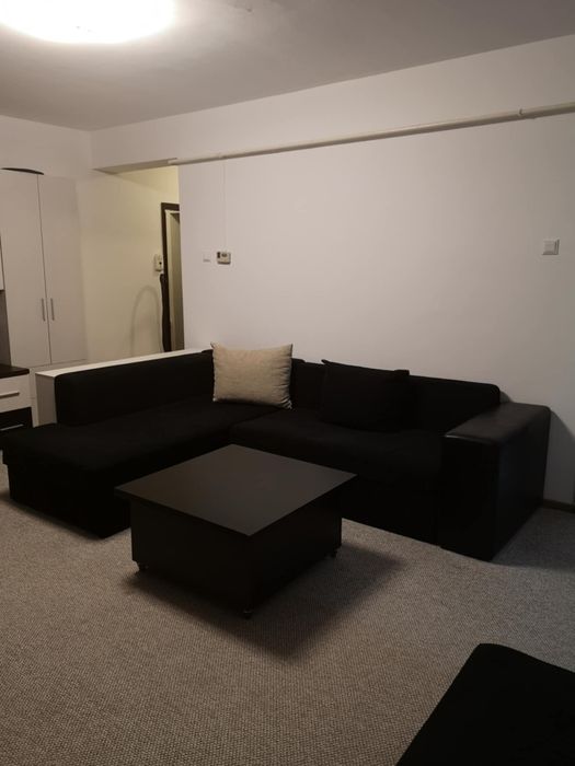 Garsoniera de vanzare