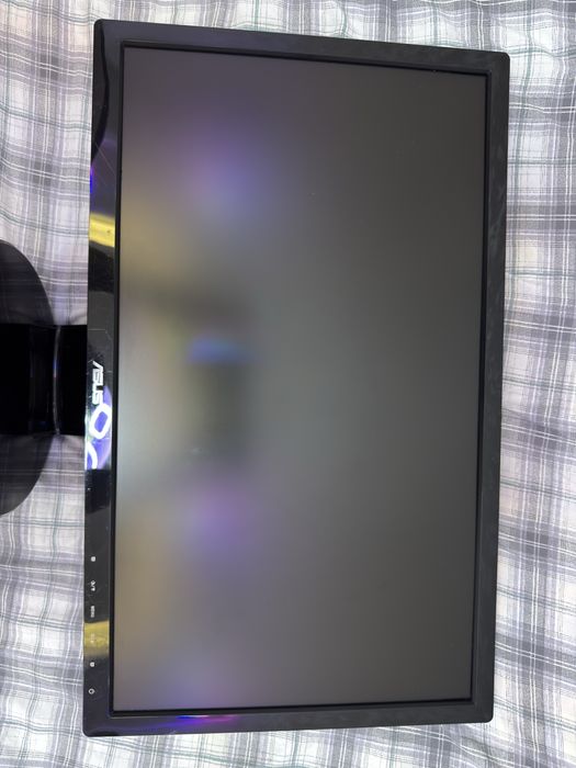 ASUS VE228D Monitor sotiladi Ideal holat