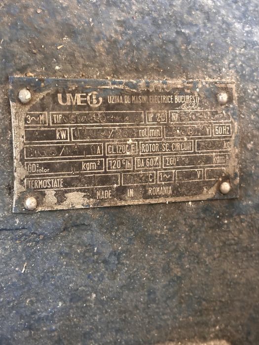Motor cu reductor, troliu și suport pentru lift 4 kW – 2 seturi disponibile