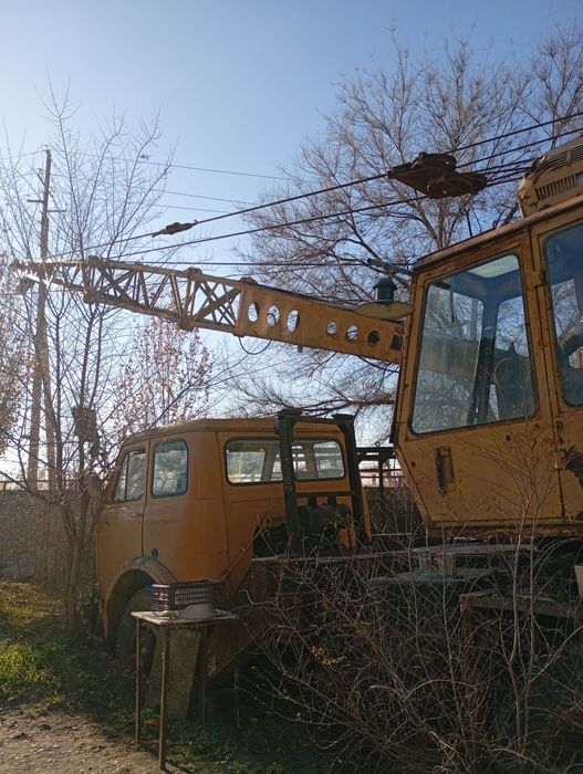 Запасной двигатель