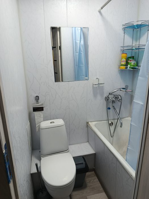 Аэропорт Авиагород 80аДом продаю свою квартиру 1/2 ..3 этаже 5 ке