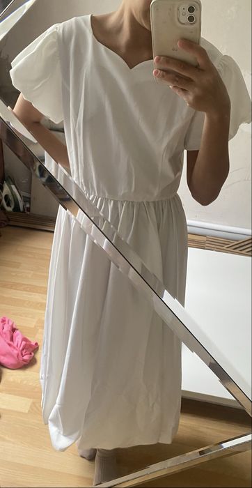 Белое длинное платье