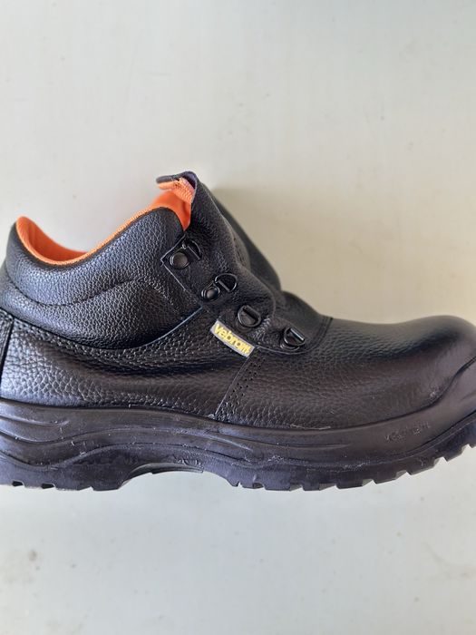 Рабочие ботинки "VEBRAM"