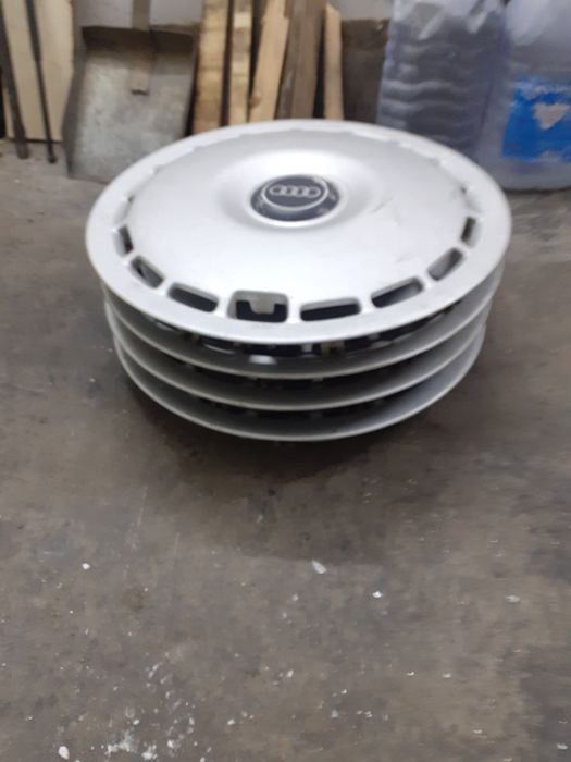 Колпаки на ауди 80 В4,100.