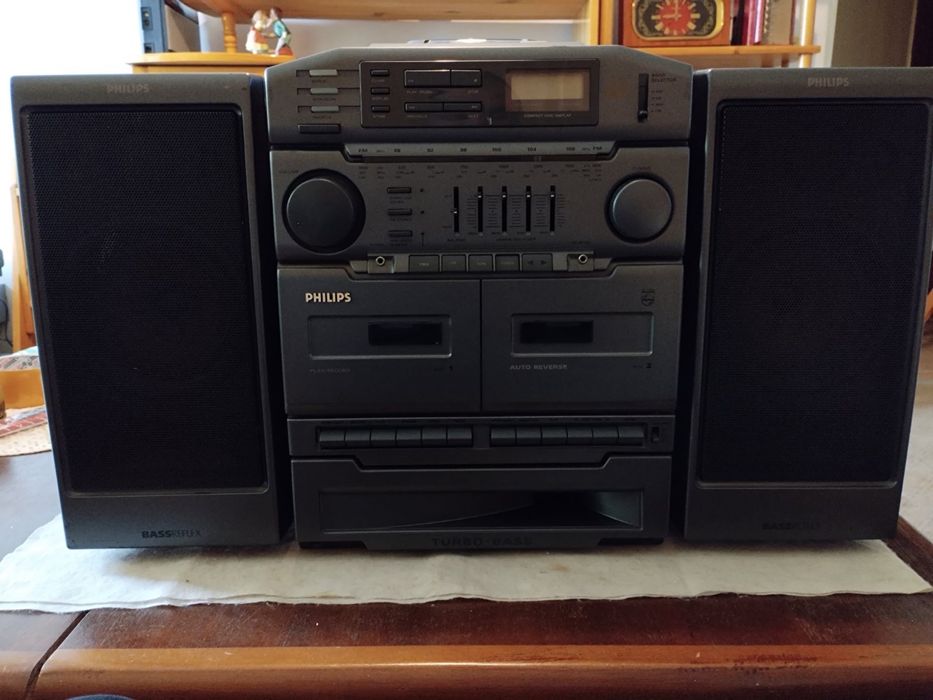 Касетофон Philips