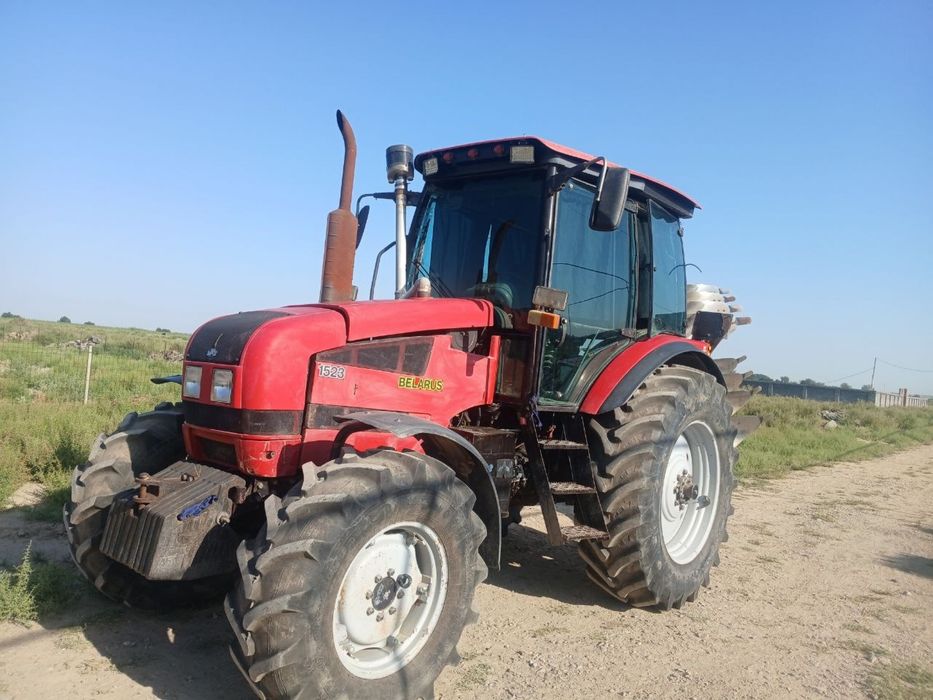 Belarus 1523 lemken plugi bilan birga sotiladi