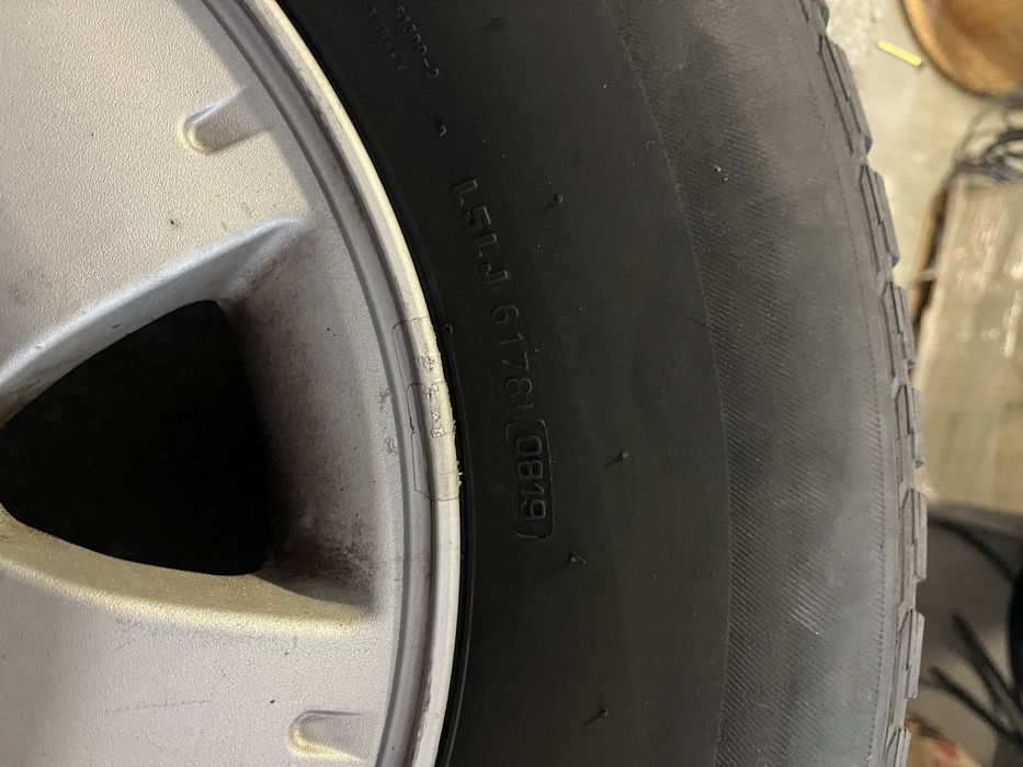 Джанти с гуми Mitsubishi Pajero