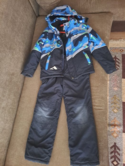 Детский комбез и куртка 134 б/у