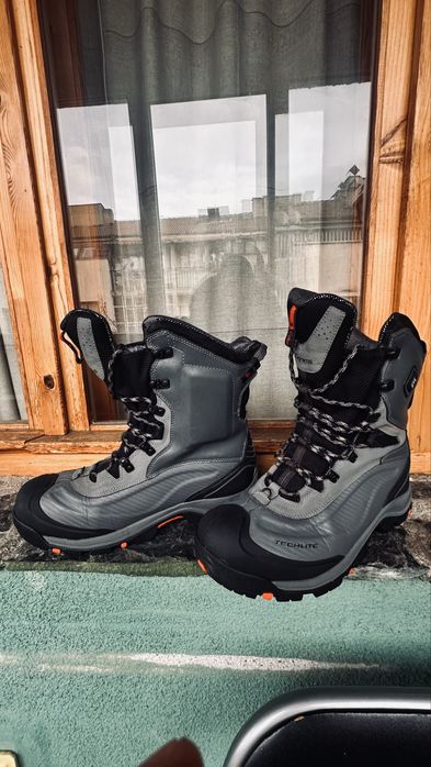 Columbia omni-heat bugaboot plus electric boots