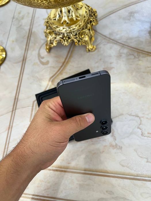 Samsung Galaxy S24