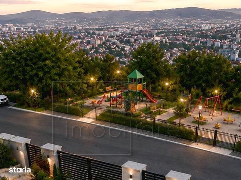 Duplex deosebit 5 camere, zona Voronet