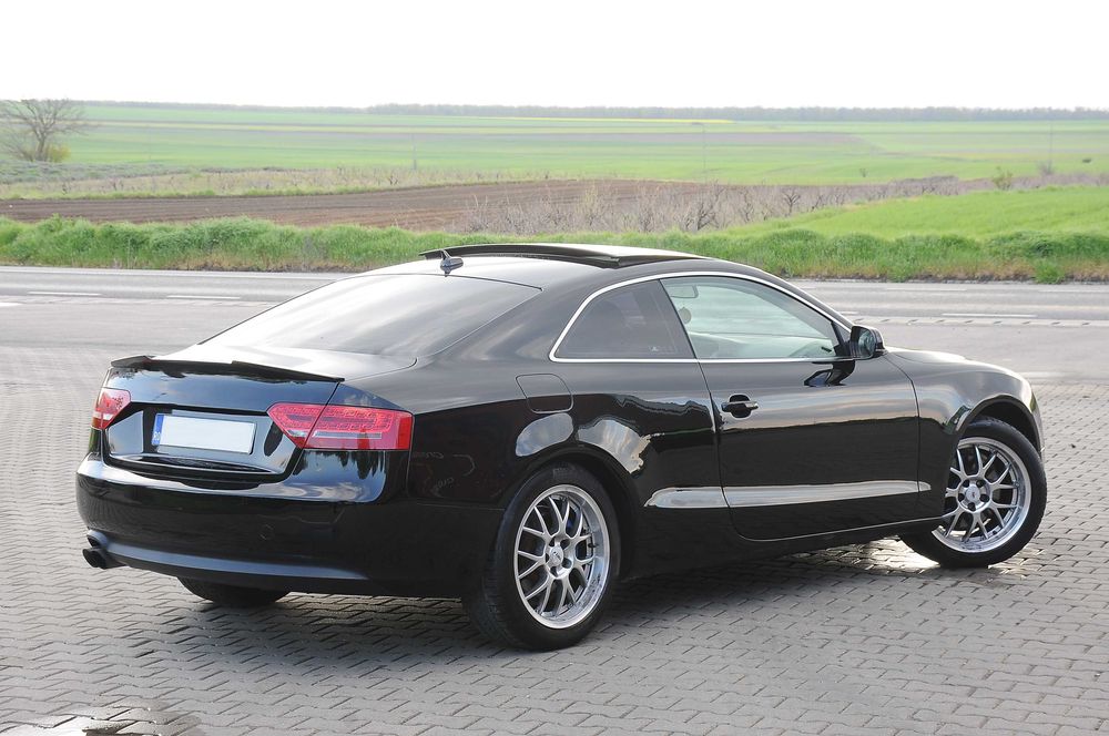AUDI A5 Coupe Quattro 2010 2.0TFSi 210 CP E5 4x4 6 trepte Clima Piele Xenon LED, inmatriculat ofer fiscal
