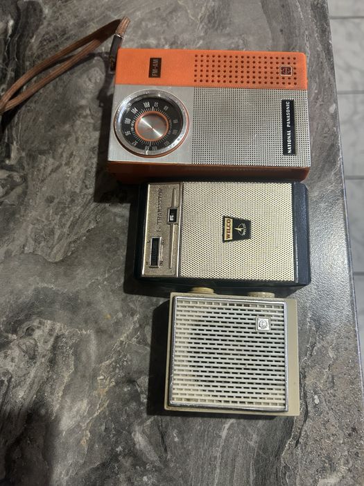 Radio vechi de buzunar wilco, national panasonic si cosmos