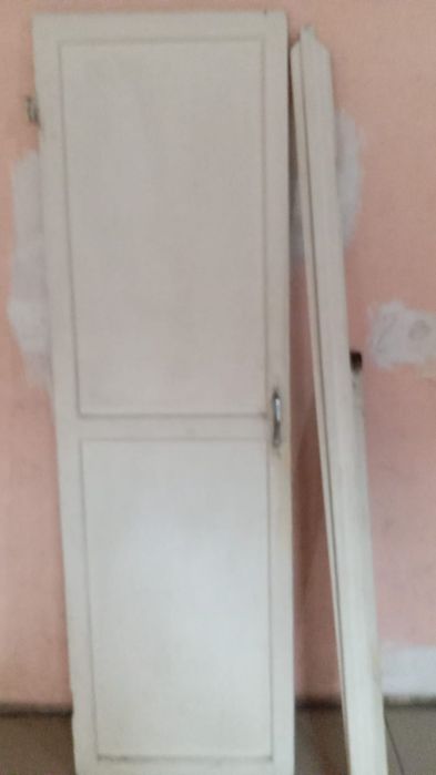 Отдам даром,дверь