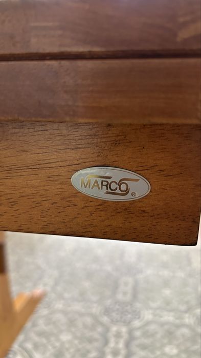 Стол обеденный и 6 стульев