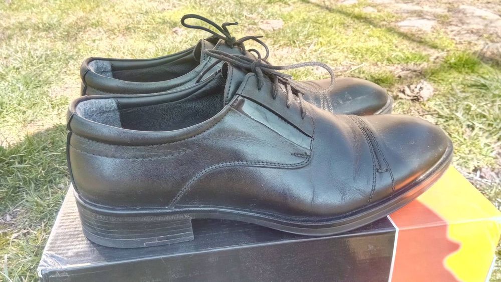 Кожени официални обувки