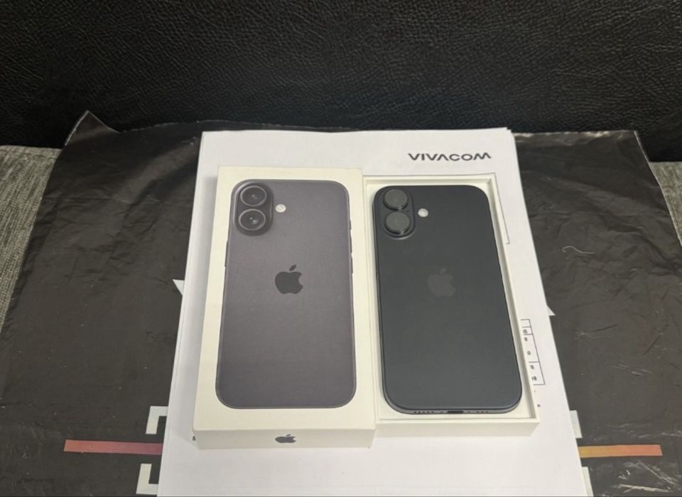 ЧИСТО НОВ 128GB iPhone 16 Гаранция Vivacom 2027 Black | Черен