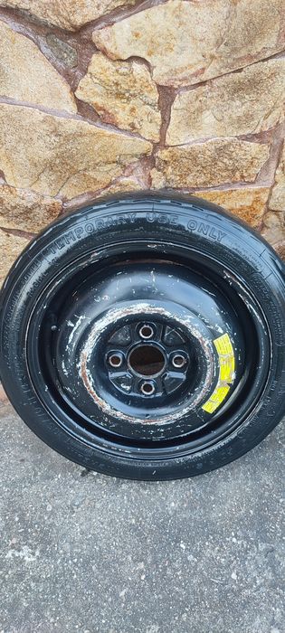 Rezervă Audi și jantă remorcuță