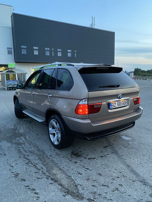 BMW X5 E53.