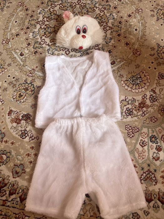 Кролик маскарадный двойка