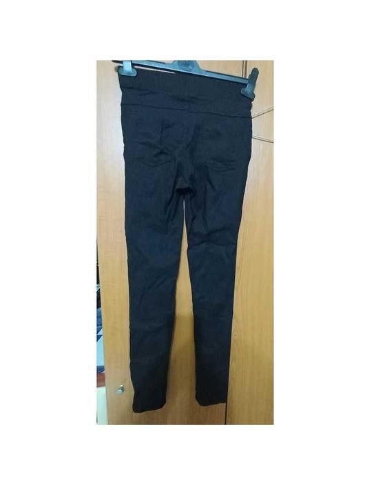 Jeggings/ Blugi-colant moderni negru cu tinte si taieturi in genunchi