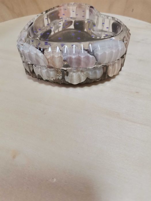 Кутийка от епоксидна смола