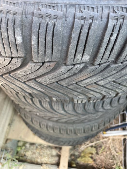 Roti de iarna R16 Michelin