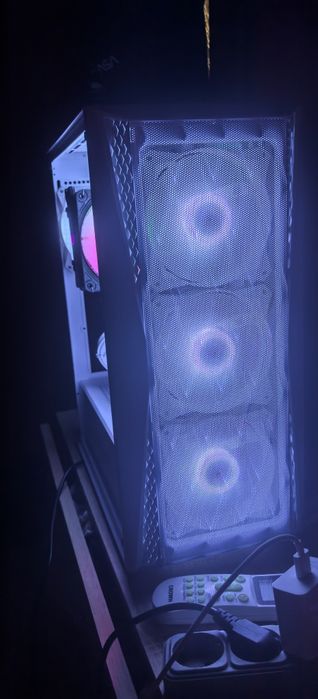 гейминг компютър