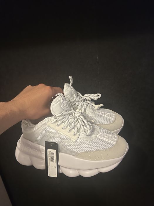 versace chain reaction