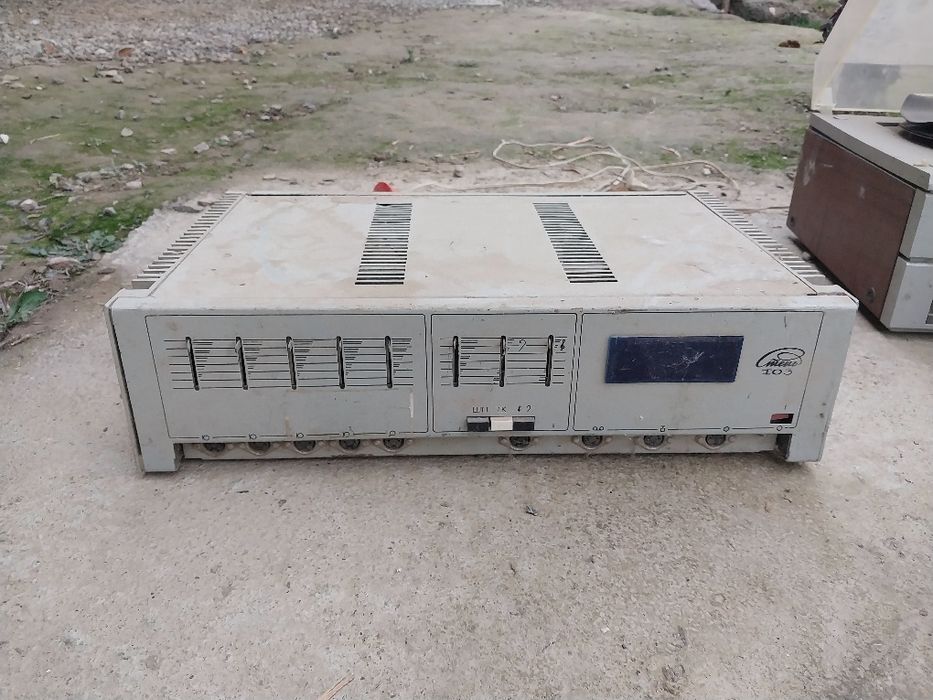 Усилитель СССР и германский Усилитель и радиоприемник