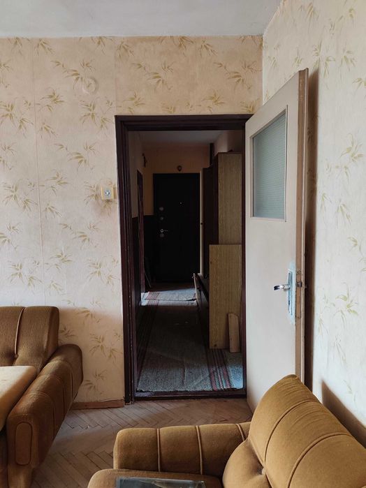 Продава се Тристаен апартамент в Роман - 98 кв.м за 354 €/кв.м - Снимка #2