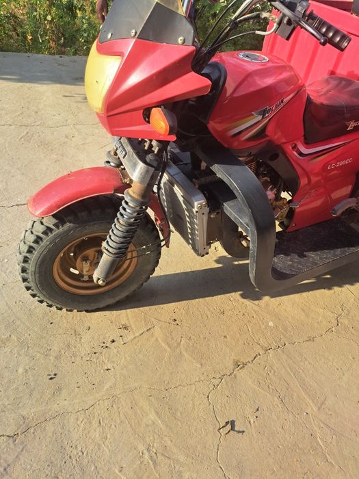 Мототсикл  лочин