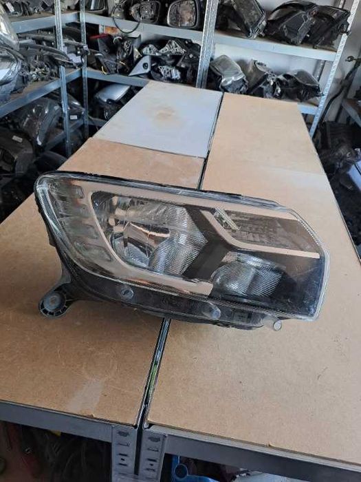 Far dreapta Dacia Logan 2 Facelift halogen led an 2017-2020