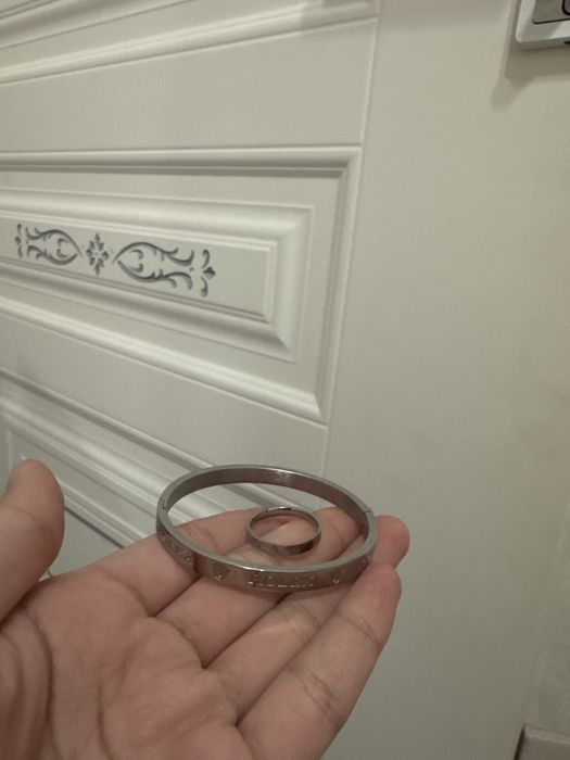 Забирайте зря лежит