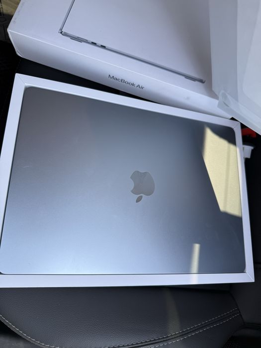 Macbook Air M4 15’ 16/256 Sky Blue