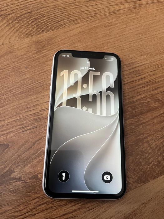 Telefon IPhone 11