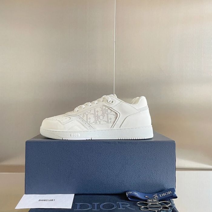 CD B23 Low Top Oblique White