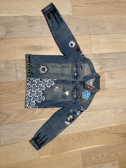 Дънкиво яке с кръпки + подарък