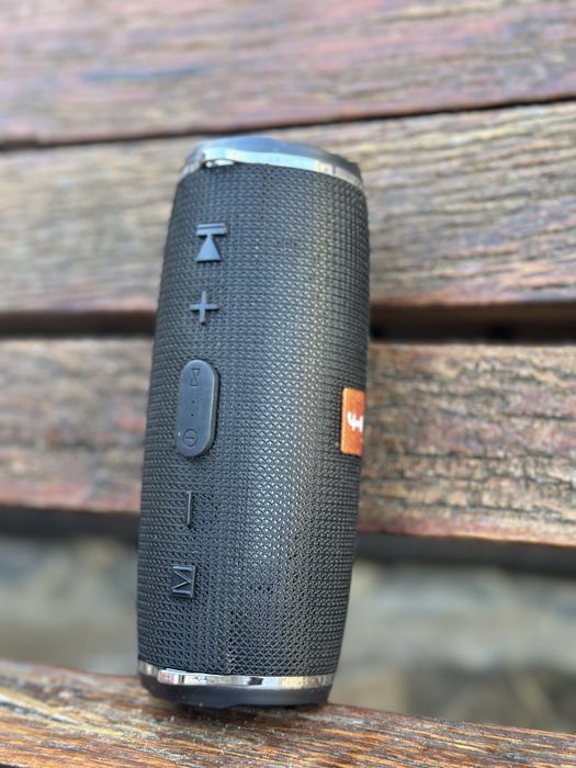 Boxe portabile  in stare buna