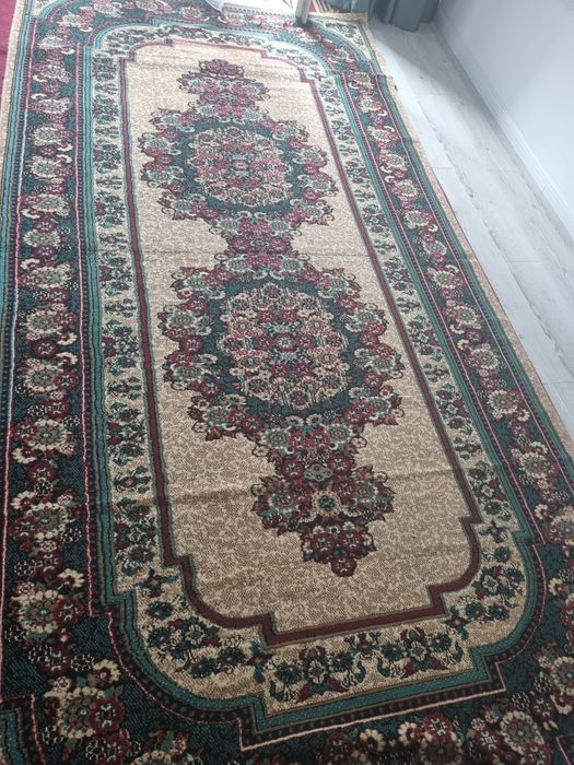 Продаю ковёр 4×2