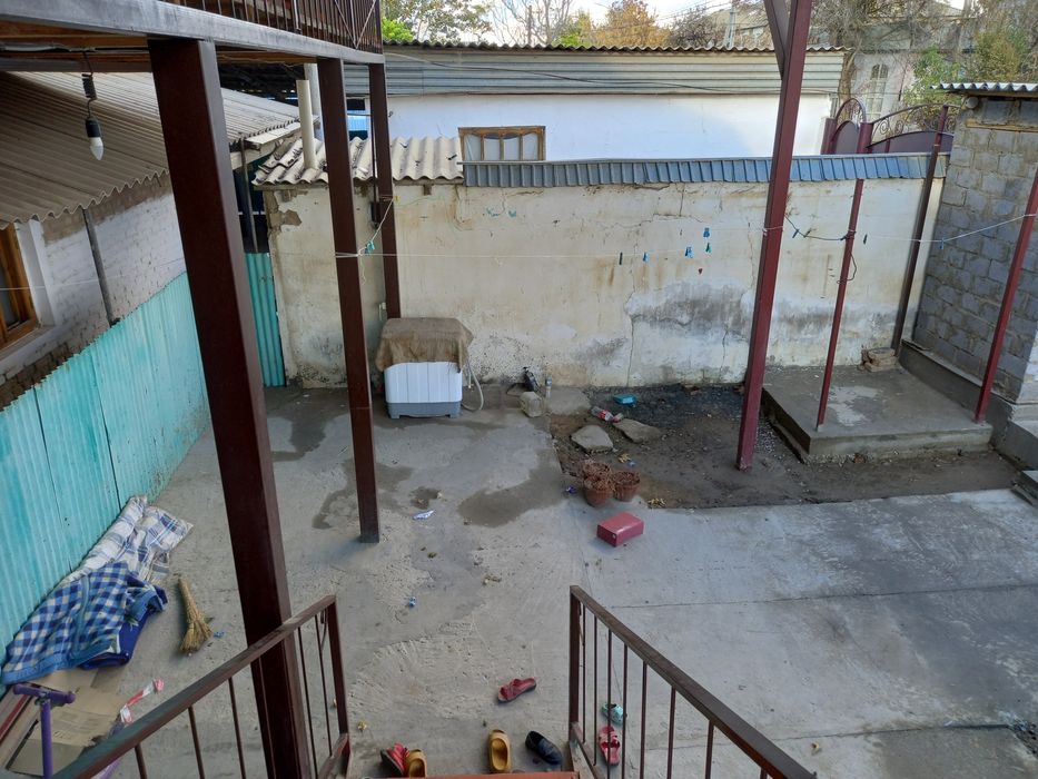 Үй сатылды үш бөлмелі