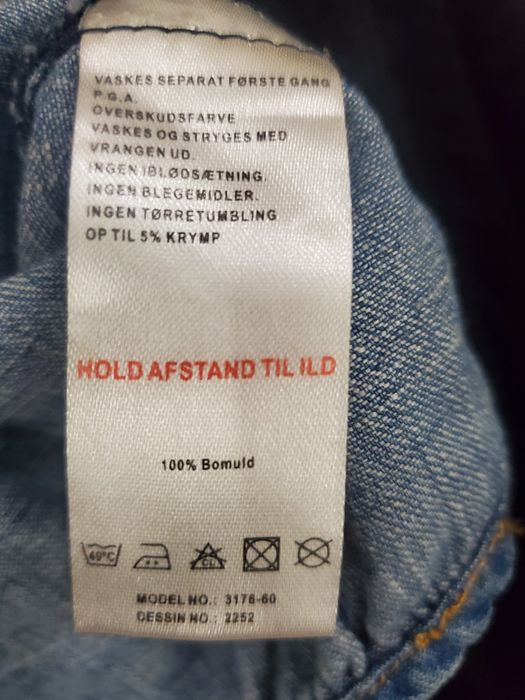 Продается новое  платье детское деним