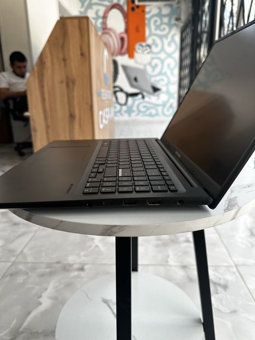 Ноутбук asus vivobook