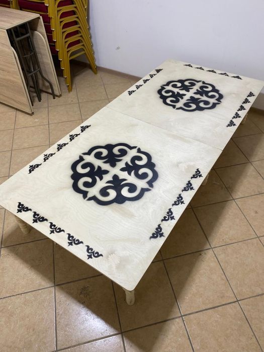 Низкий стол жозы