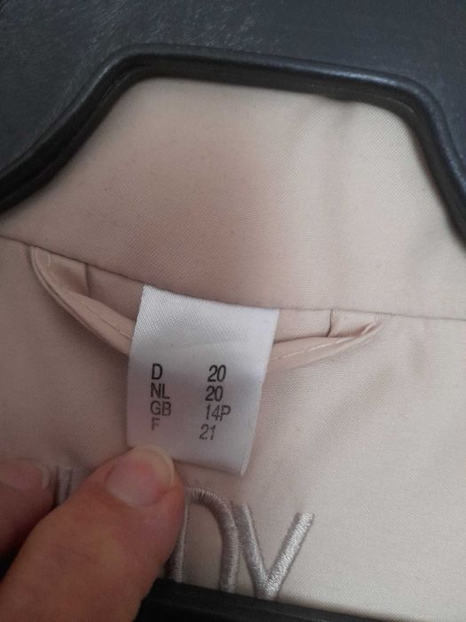 Hanorac bej talie ajustabila marimea XL