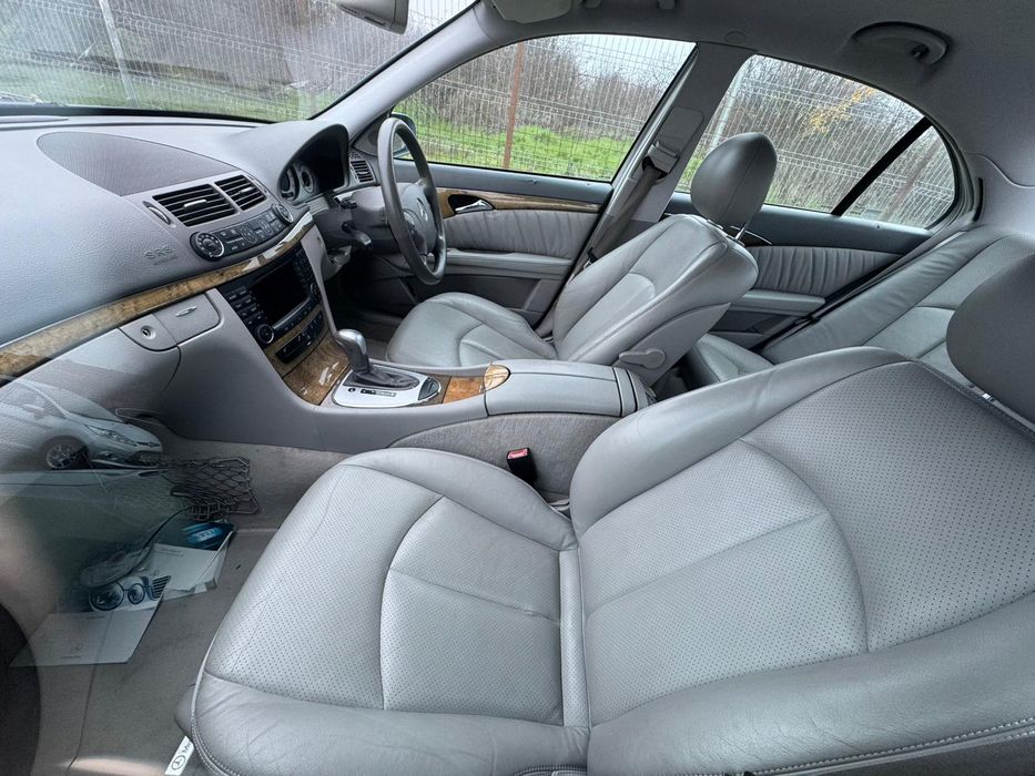 Mercedes E320 W211 Avantgarde