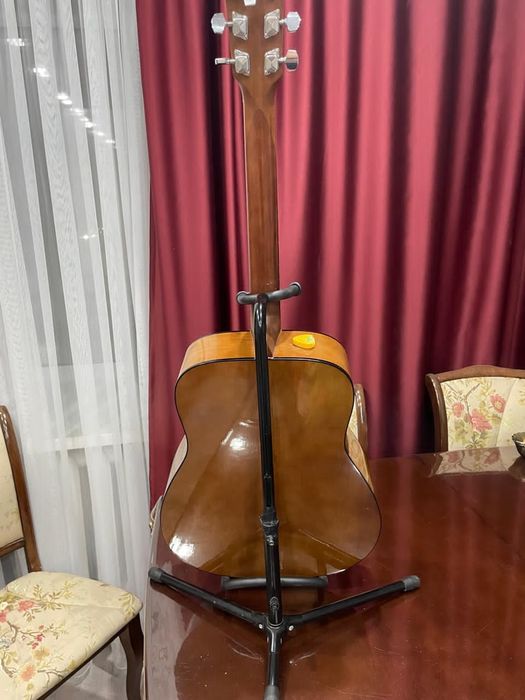 Гитара  то ,в отличном состоянии!