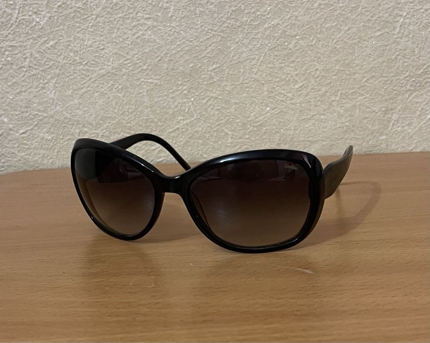 Очки солнцезащитные