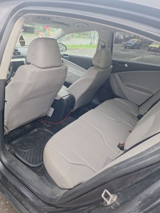 Vând Passat b6 1.9 tdi