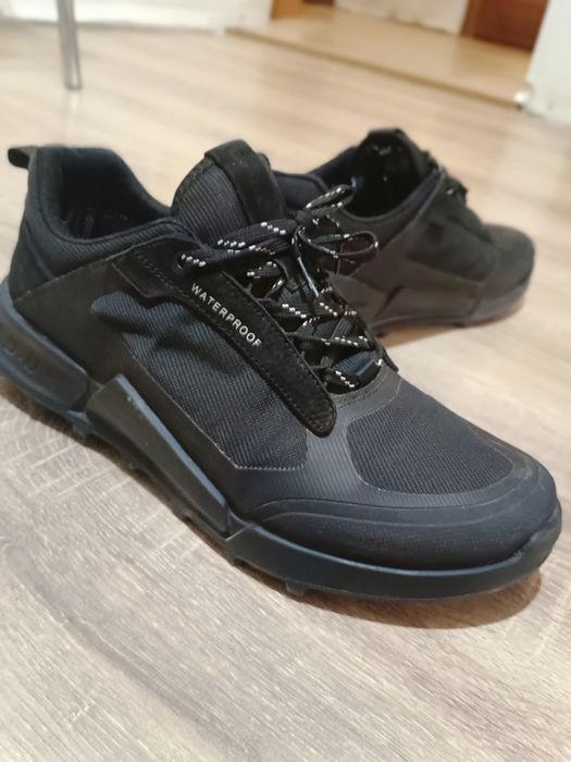 Демисезонные кросовки